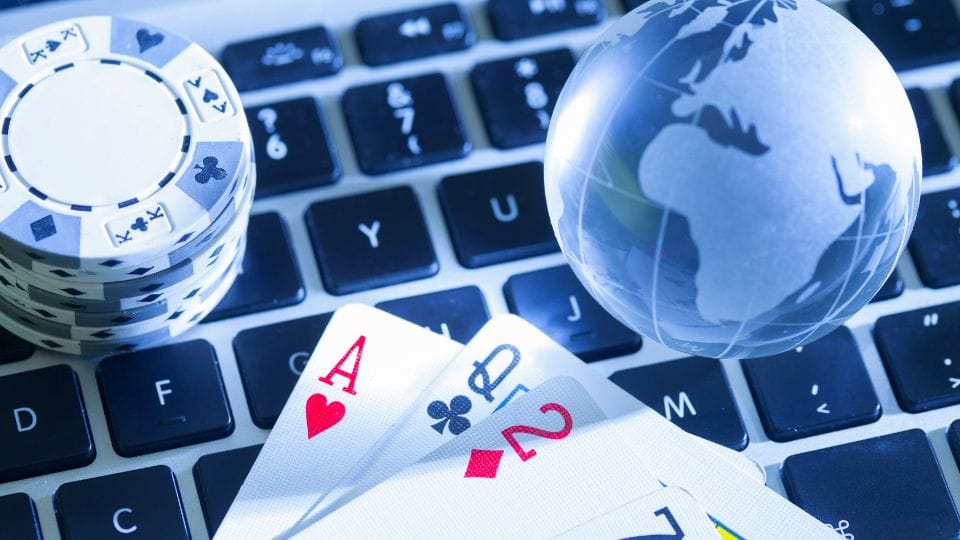 How Does Online Gambling Work?